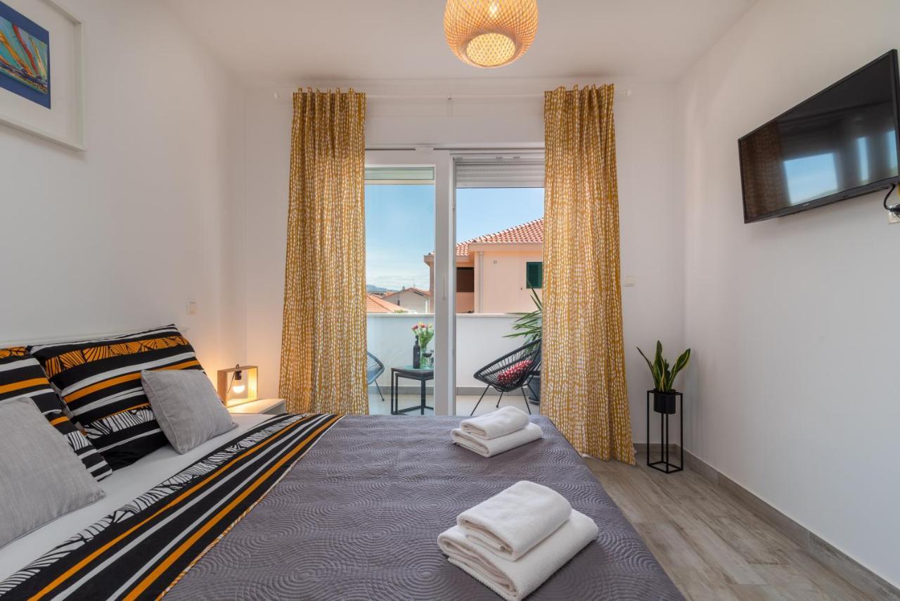 Apartmani Luce Trogir Ngoại thất bức ảnh