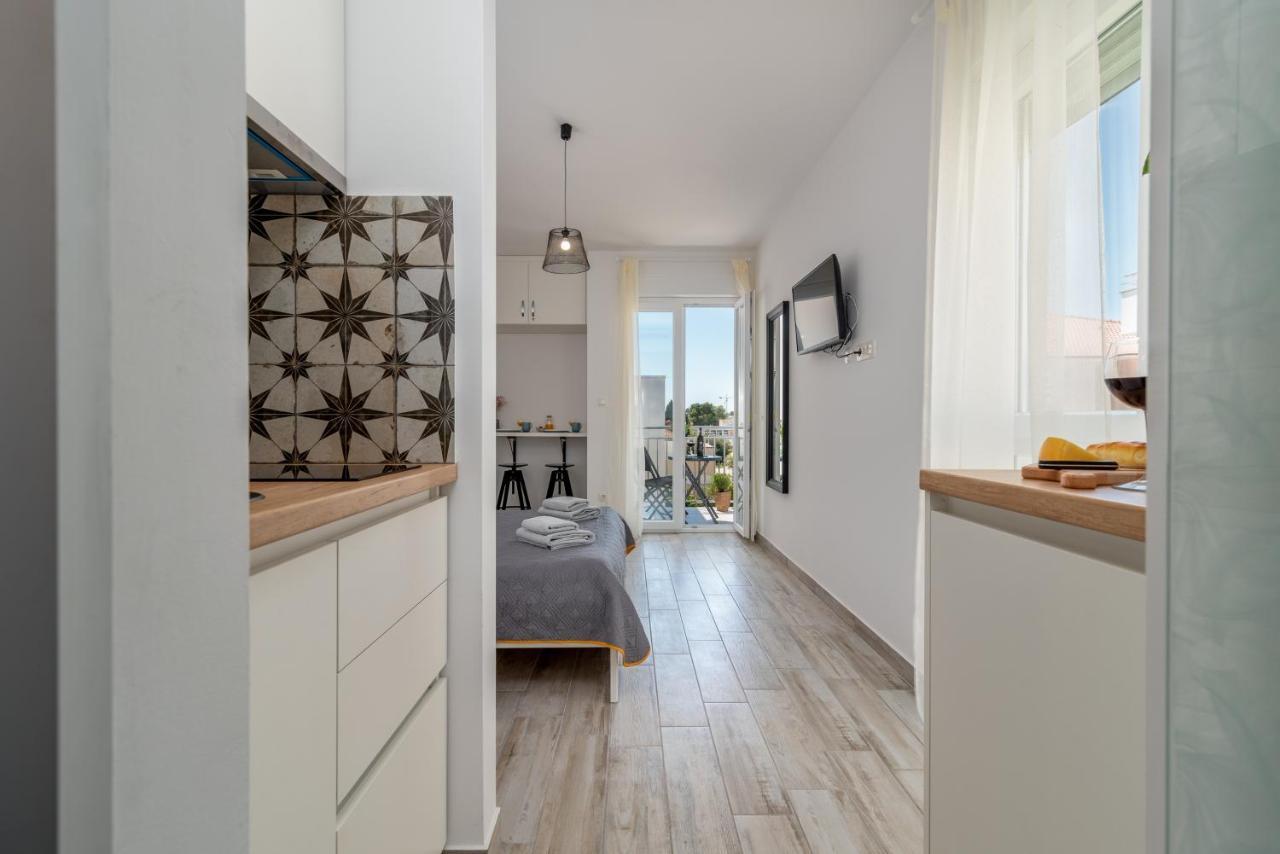 Apartmani Luce Trogir Ngoại thất bức ảnh